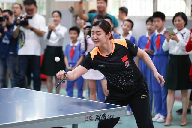 体育澳大利亚羽毛球公开赛：国羽成功包揽三金