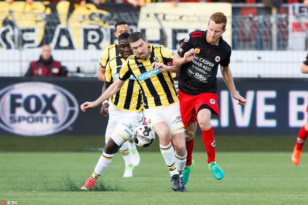 备的前锋登 备的前锋登